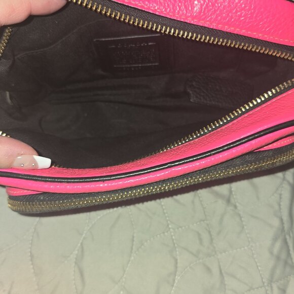 Coach crossbody purse - Picture 2 of 2